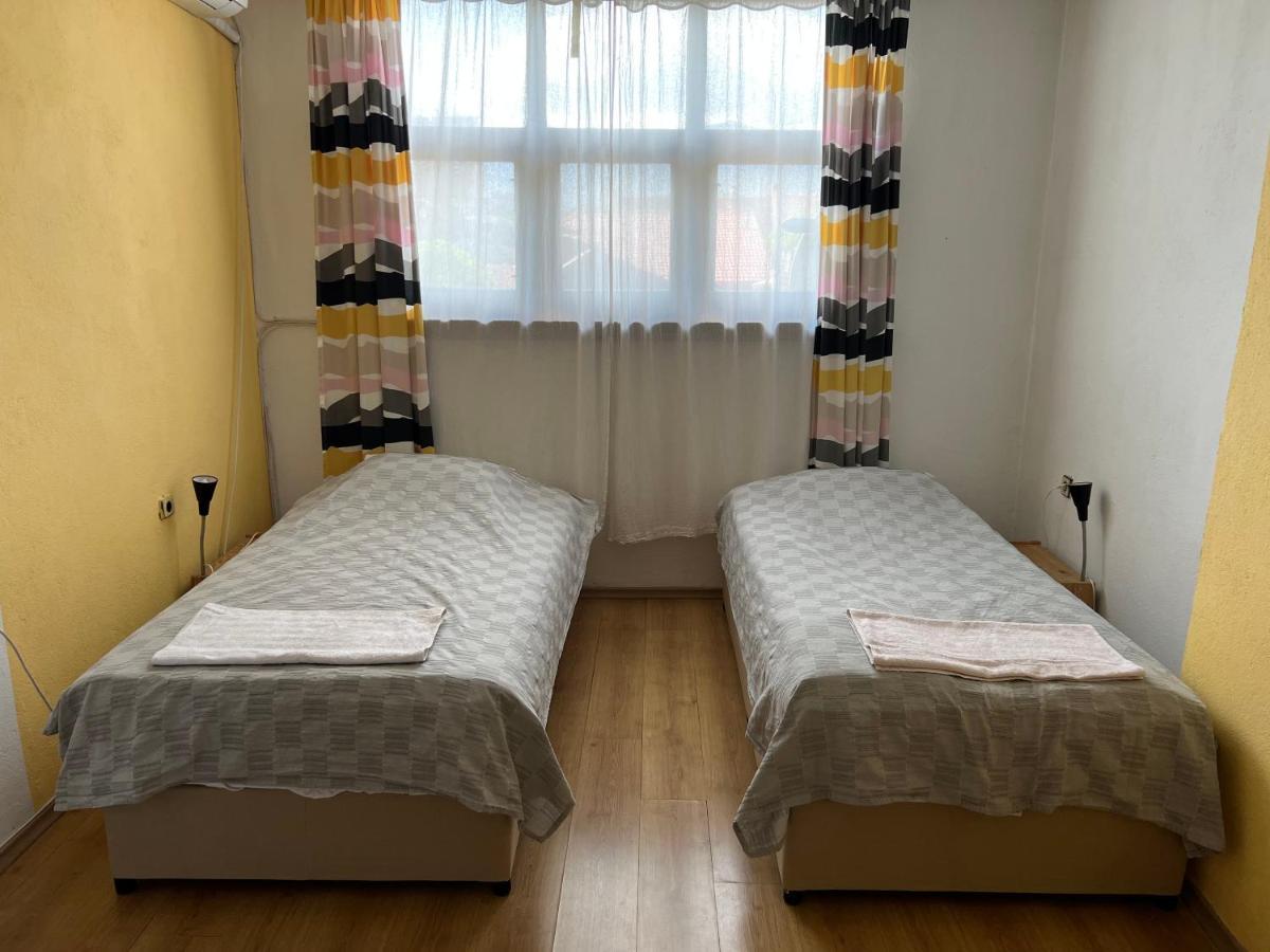 סופיה Oleander Rooms & Apartment מראה חיצוני תמונה